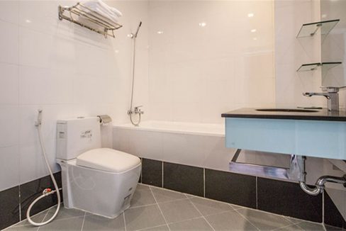 1-Bedroom-Apartment-For-Rent-In-Beong-Keng-Kang-I-Balcony (6)