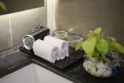 Gym & Swimming pool 3 bedrooms Apartment for Rent in BKK2 (19)