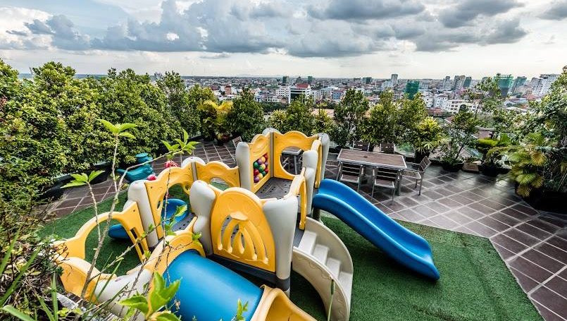 Pool and Gym One Bedroom Apartment for Rent in Tonle Bassac (4)