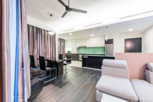 Pool and Gym One Bedroom Apartment for Rent in Tonle Bassac (9)