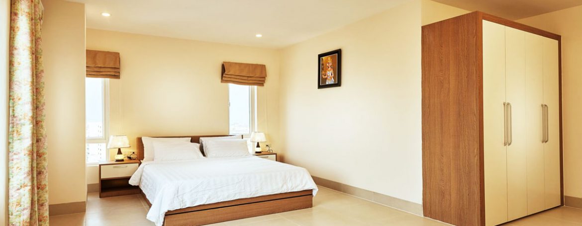 Service Apartment for Rent with Pool and Gym Near Independence Monument (2)