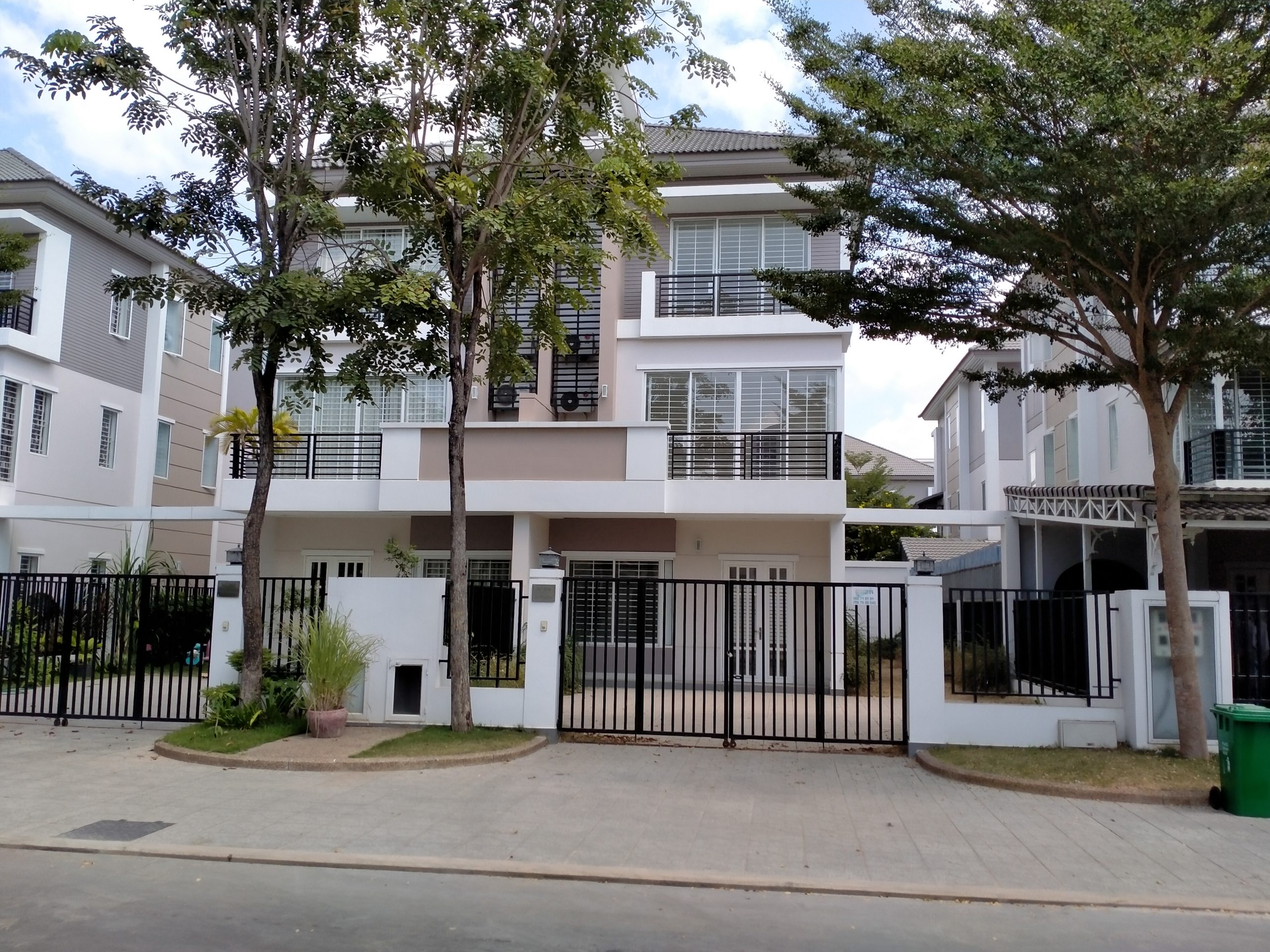 Twin Villa for Sale in Borey Peng Huoth along National Road 1 (1)