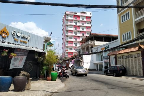 50 Units Whole Building for Rent in Toul Tom Pong (2)