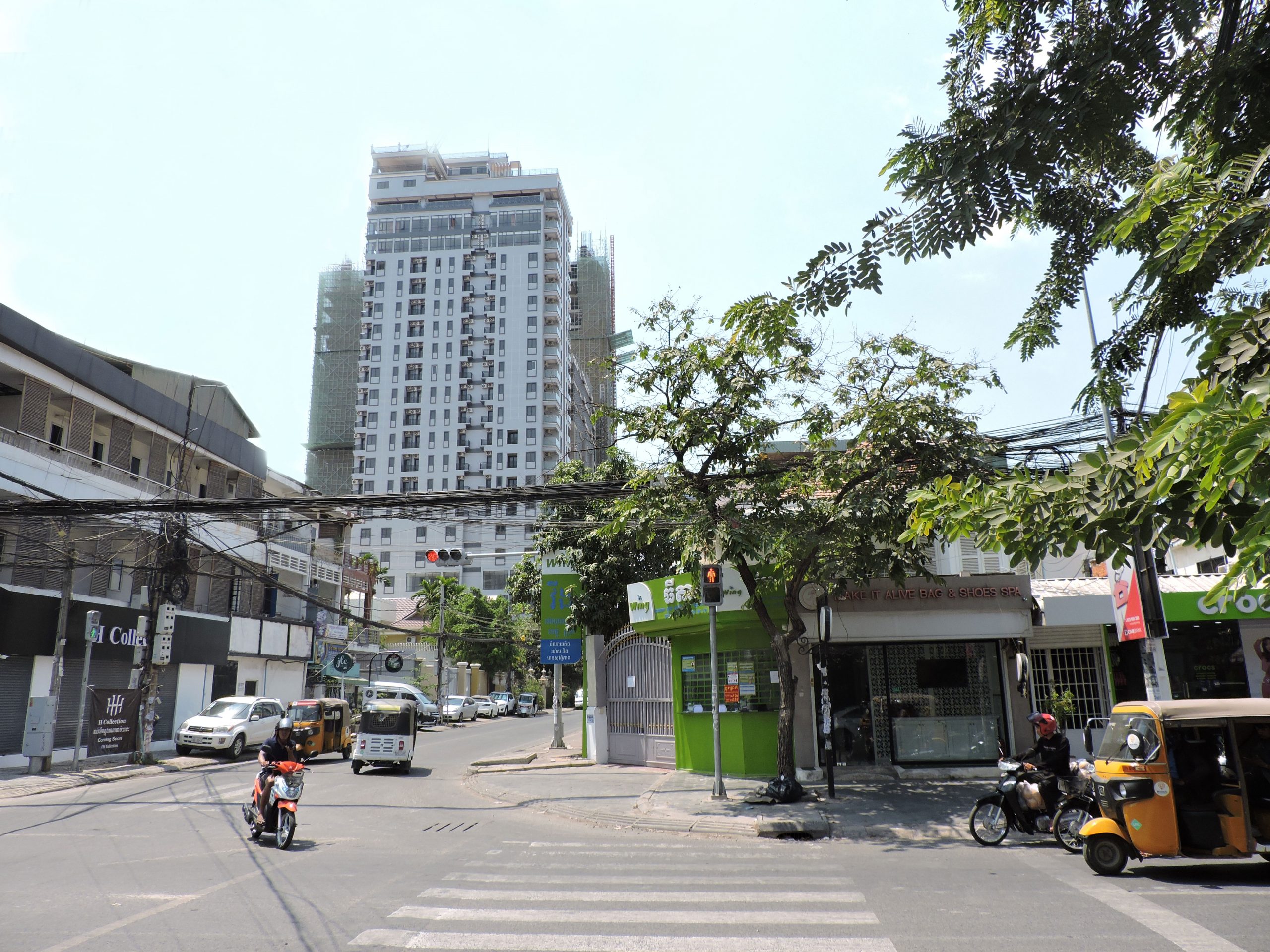 Brand New Whole Building for Rent in BKK1, Good Location for Business (1)