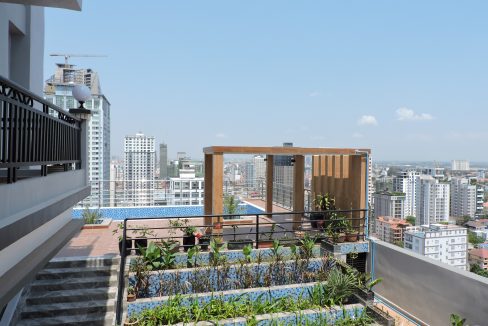 Brand New Whole Building for Rent in BKK1, Good Location for Business (15)