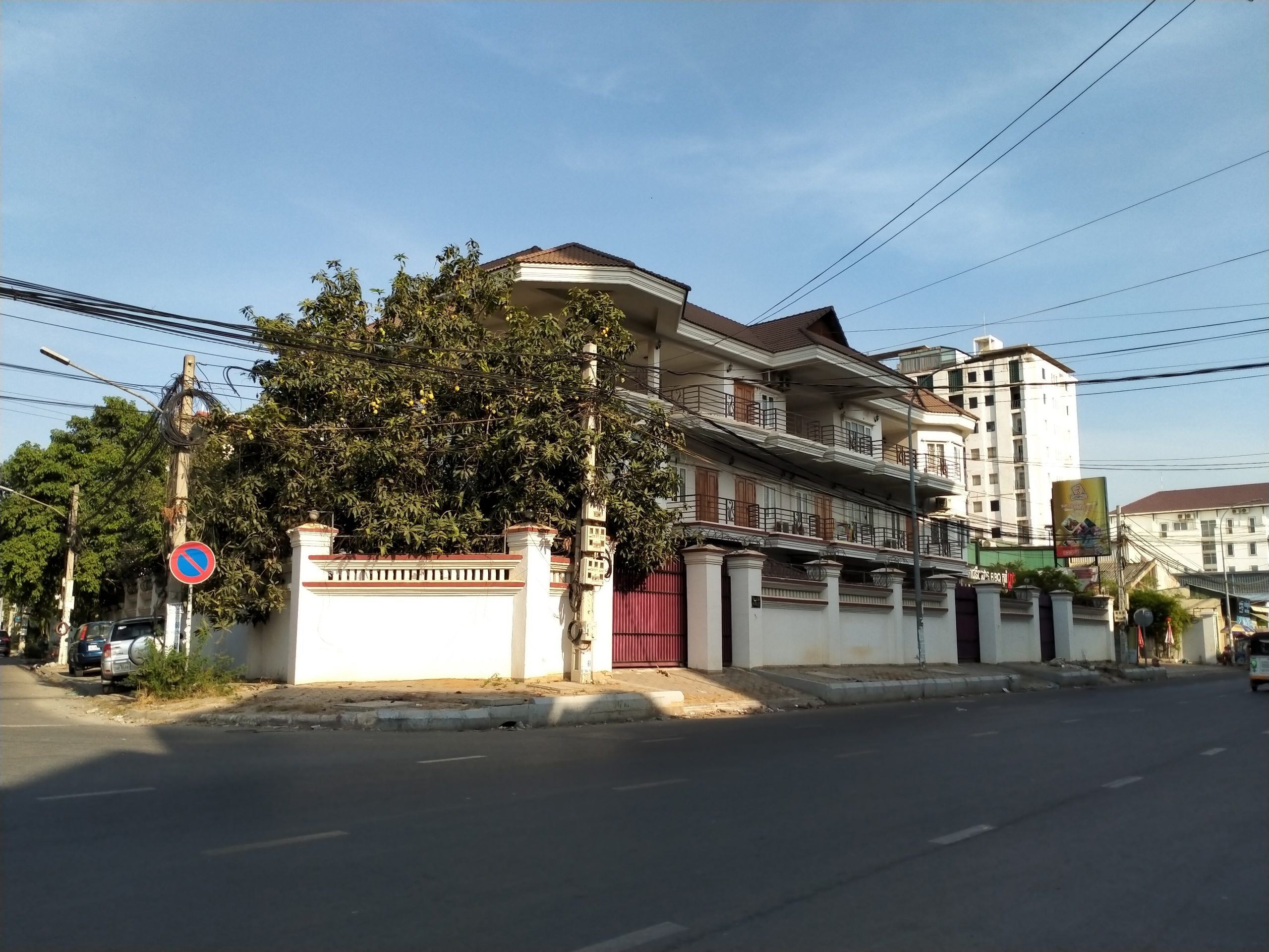 Corner Building for Sale in Toul Kork, Near Indradevi High School (1)