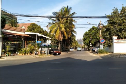 Corner Building for Sale in Toul Kork, Near Indradevi High School (3)