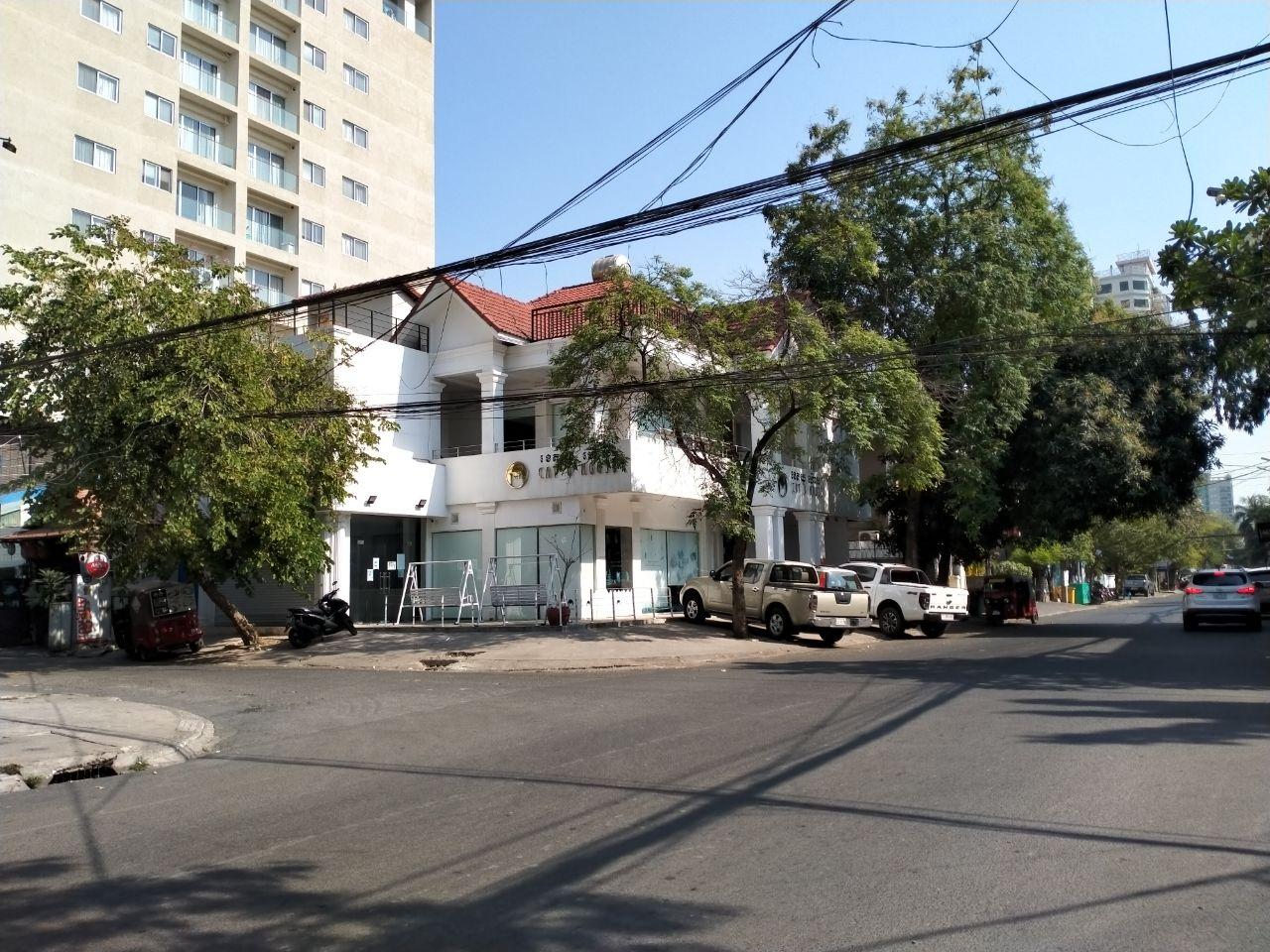 Corner Commercial Villa for Rent in BKK1