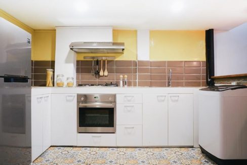 Ground Floor Renovated 2 Bedrooms Apartment for Rent in Tonle Bassac (2)