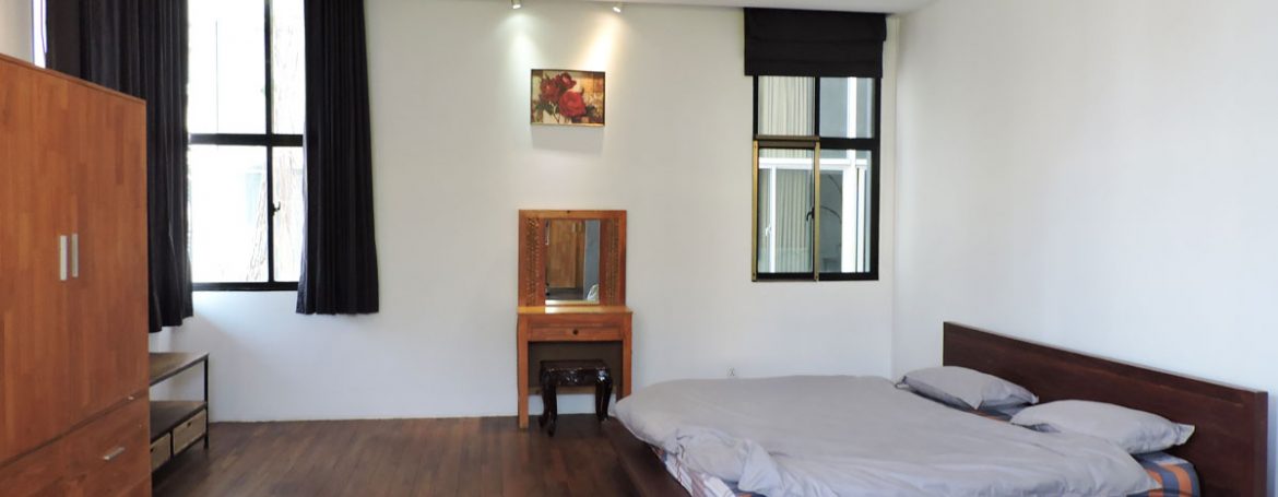 Six Bedrooms Building for Rent in Tonle Bassac Near BKK1 Market (12)