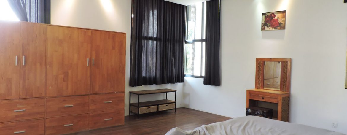 Six Bedrooms Building for Rent in Tonle Bassac Near BKK1 Market (13)