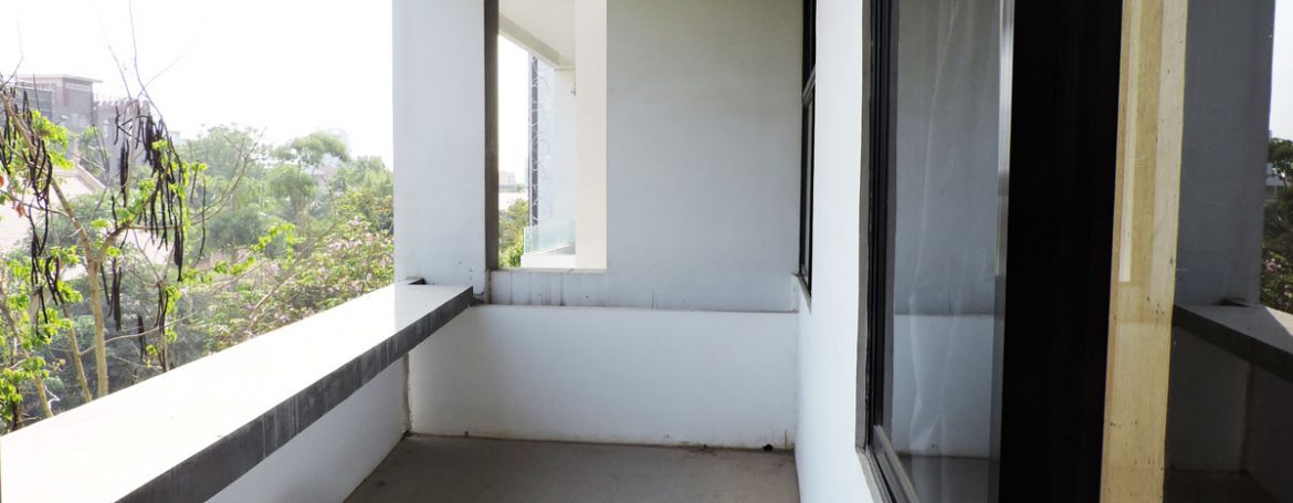Six Bedrooms Building for Rent in Tonle Bassac Near BKK1 Market (14)