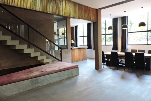 Six Bedrooms Building for Rent in Tonle Bassac Near BKK1 Market (6)