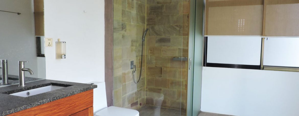 Six Bedrooms Building for Rent in Tonle Bassac Near BKK1 Market (8)