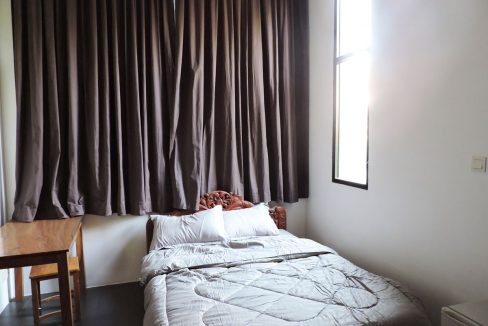 Six Bedrooms Building for Rent in Tonle Bassac Near BKK1 Market (9)