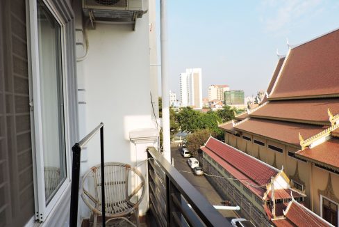 Western Style Apartment for Rent in Tonle Bassac, Near Independence Monument (11)