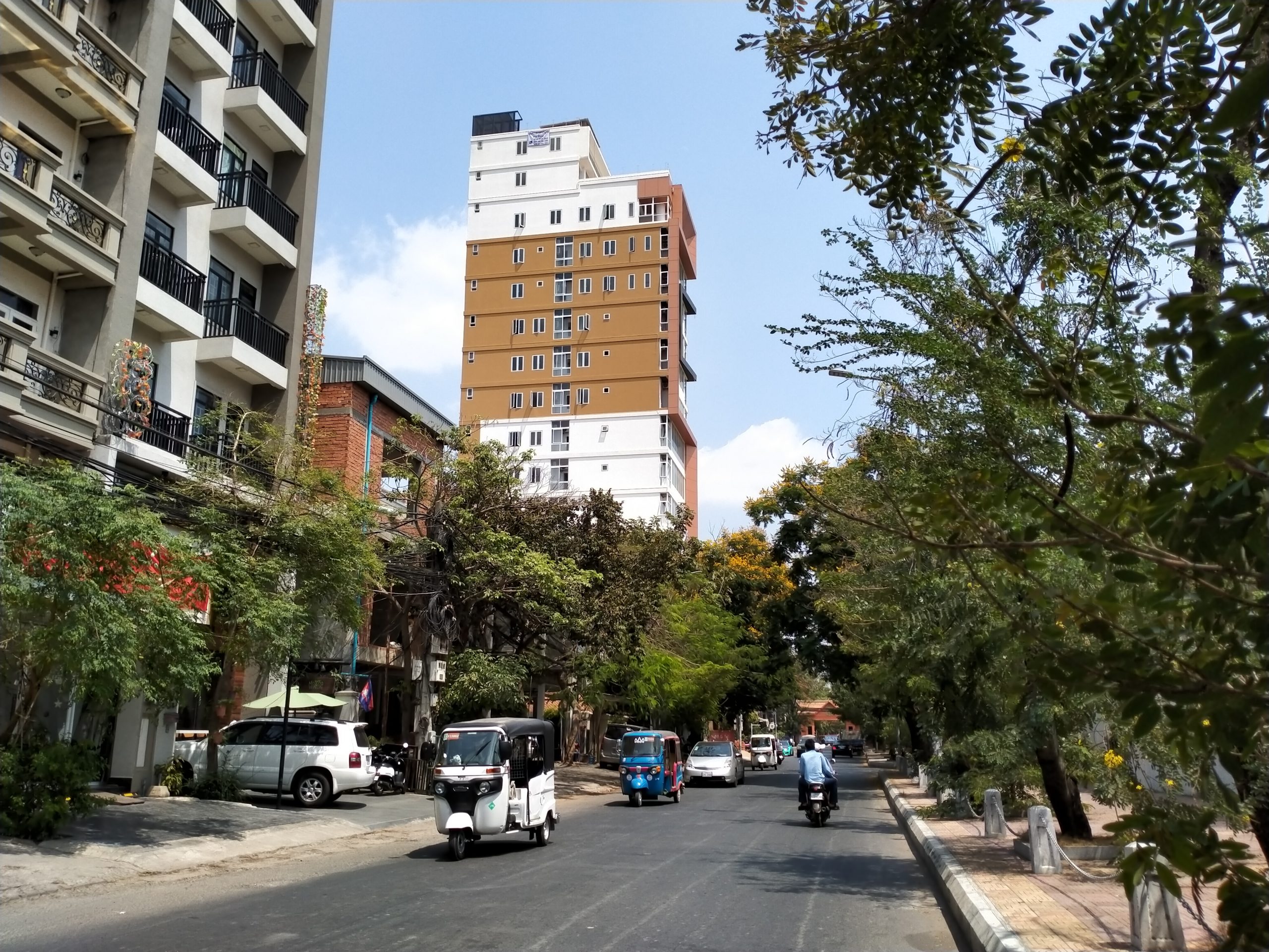 Whole Building for Rent in Tonle Bassac Near Boeung Keng Kang Area (1)