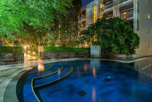 Gym and pool Two bedrooms Apartment for Rent in BKK1 (2)