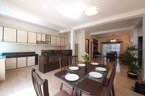 Gym and pool Two bedrooms Apartment for Rent in BKK1 (6)