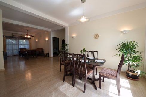 Gym and pool Two bedrooms Apartment for Rent in BKK1 (7)