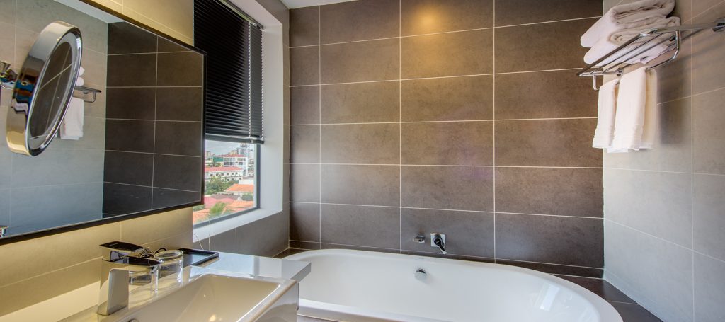 Luxury Gym and Pool One Bedroom Apartment for Rent in BKK (13)