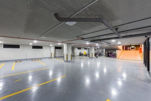 Luxury Gym and Pool One Bedroom Apartment for Rent in BKK (4)