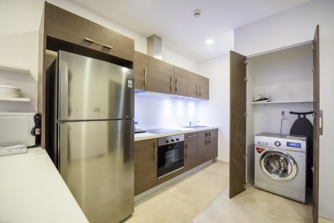 Luxury Gym and Pool One Bedroom Apartment for Rent in BKK (8)