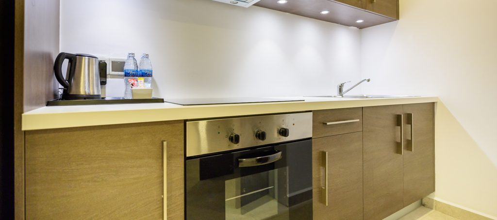 Luxury Gym and Pool One Bedroom Apartment for Rent in BKK (9)
