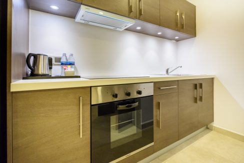 Luxury Gym and Pool One Bedroom Apartment for Rent in BKK (9)