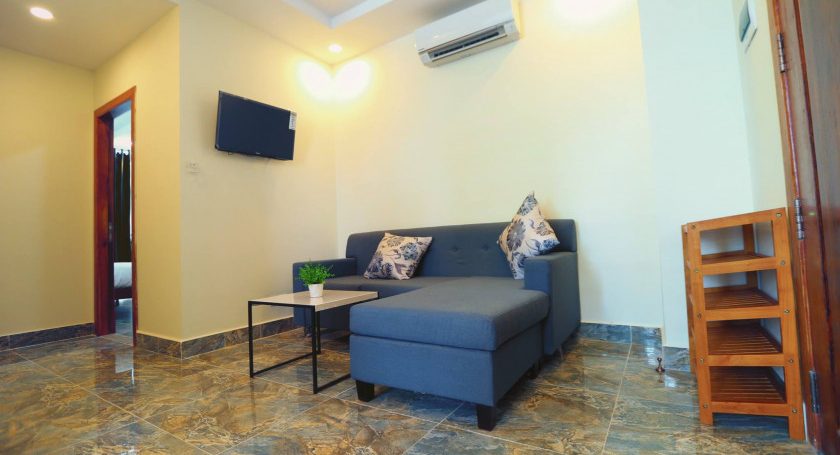 Nice Two Bedrooms Apartment for Rent in Boeng Trabaek (1)