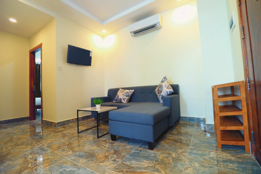 Nice Two Bedrooms Apartment for Rent in Boeng Trabaek (1)