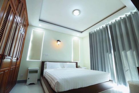 Nice Two Bedrooms Apartment for Rent in Boeng Trabaek (5)