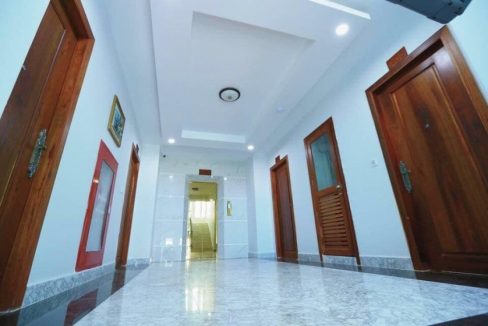 Nice Two Bedrooms Apartment for Rent in Boeng Trabaek (8)