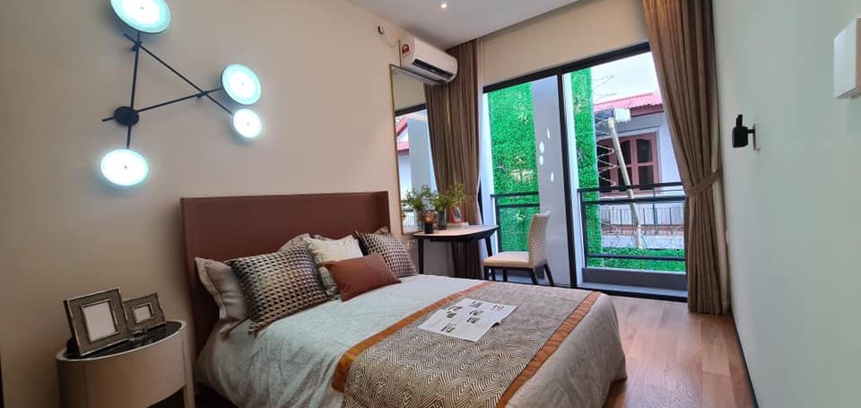 Smart Home Luxury Condominium for Sale in BKK1 (13)