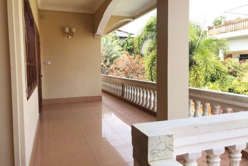 Swimming Pool Villa for Rent in Tonle Bassac (15)