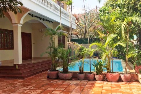Swimming Pool Villa for Rent in Tonle Bassac (2)