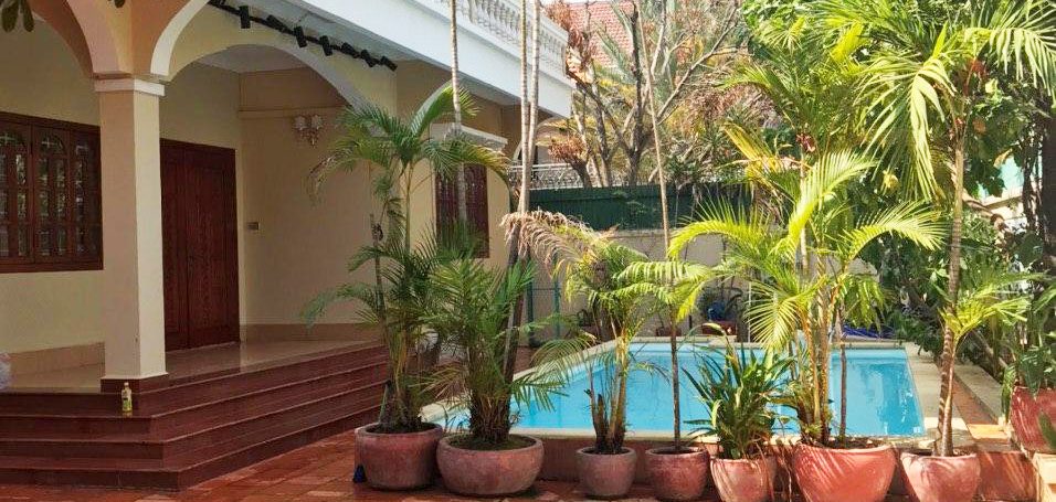 Swimming Pool Villa for Rent in Tonle Bassac (2)
