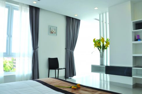 Swimming Pool and Gym Two Bedrooms Apartment for Rent in BKK1 (16)