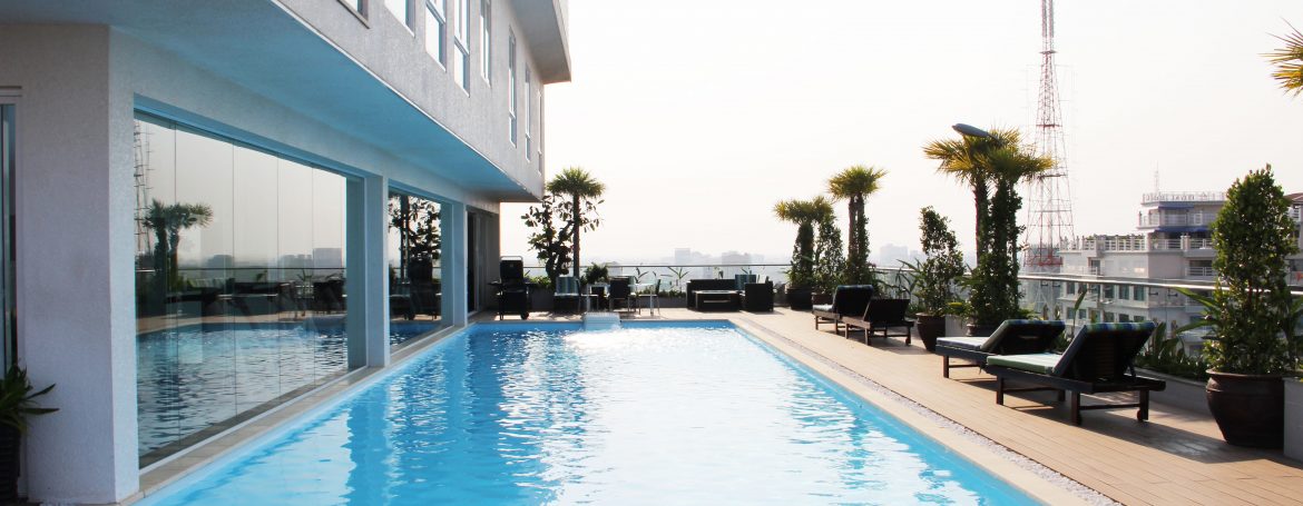 Swimming Pool and Gym Two Bedrooms Apartment for Rent in BKK1 (2)
