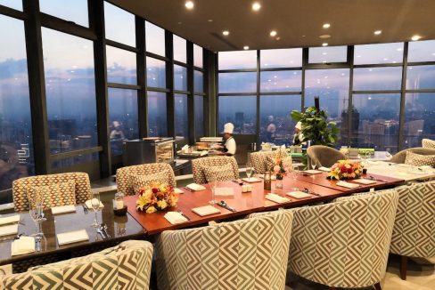 Three Bedrooms Luxury Condo for Sale in Tonle Bassac (19)