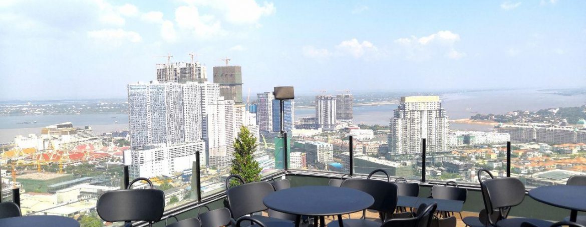 Three Bedrooms Luxury Condo for Sale in Tonle Bassac (22)