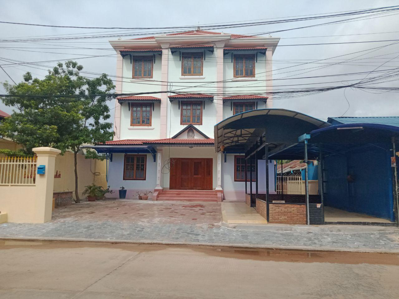 Good House for Rent as Office near Sala Kamreuk Krong Siem Reap