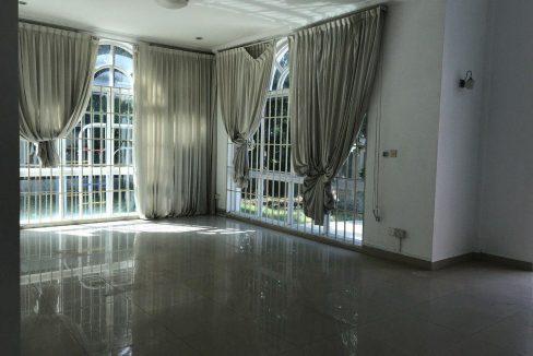 Seven Bedrooms Huge Villa for Rent in Bassac Garden (12)