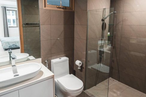 Look for renting a Condo (5)