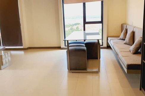 Spacious Bedroom Condominium for rent in Chroy Changvar (6)