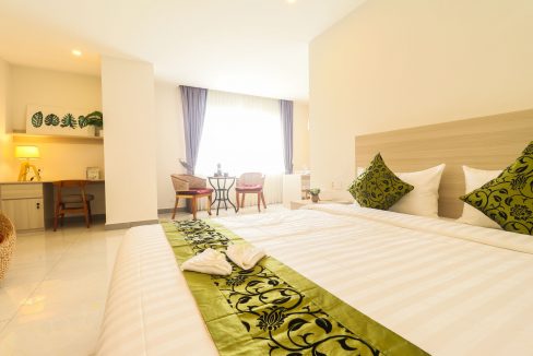 Spacious One-Bedroom Apartment for rent in the heart of Phnom Penh City (3)