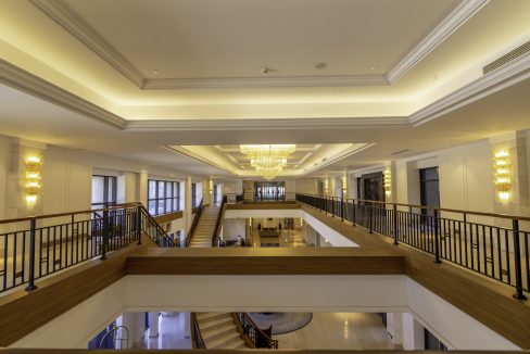 The magnificent villa in the sky for rent near Olympia Stadium (12)