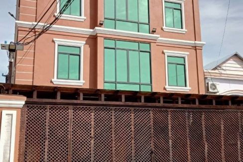 Whole Building for Rent in Por Senchey (3)