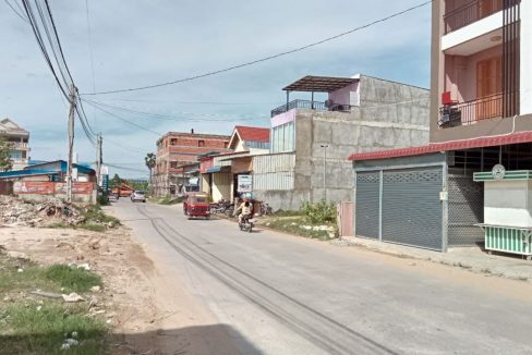 Whole Building for Rent in Por Senchey (4)