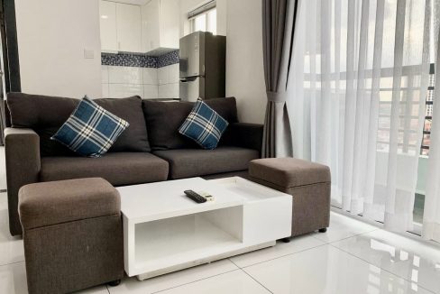 2 Bedrooms Service Apartment with fully furnished free access to gym, steam, sauna and pool in BKK3 (4)